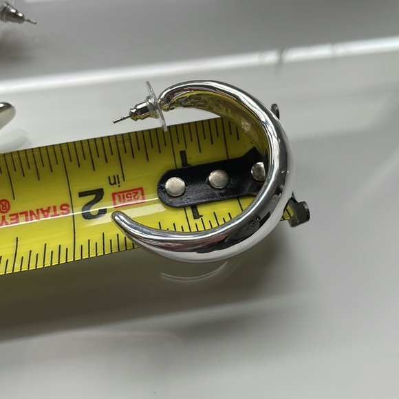 Silver statement earrings - Picture 2 of 5